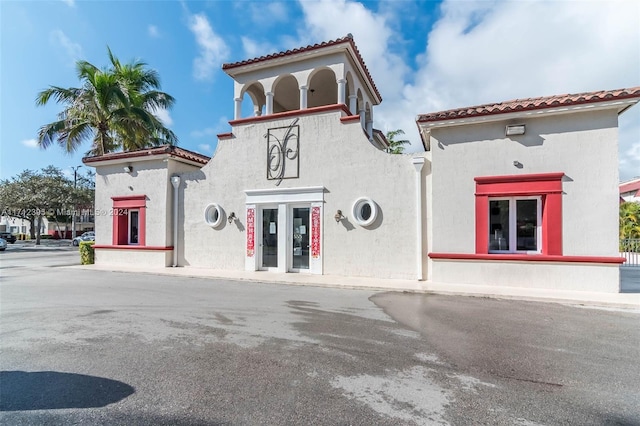 view of front of house