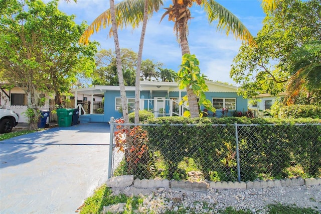 view of front of house