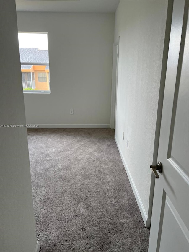 empty room with carpet