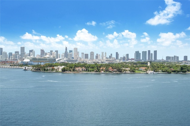 540 W Ave Unit 1112, Miami Beach, FL 33139 - photo 1