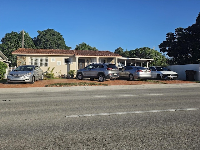 view of front of house featuring a carport