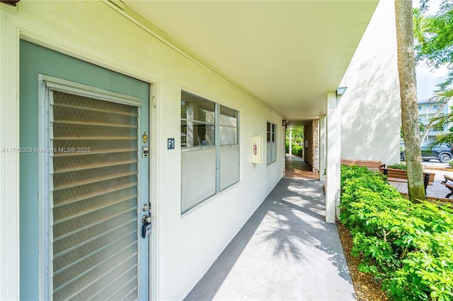 entrance to property with covered porch