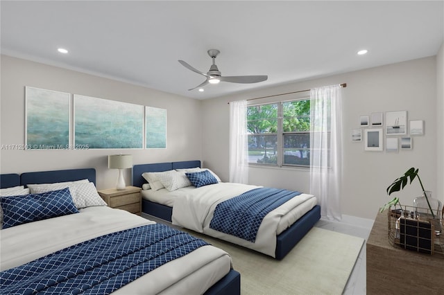 bedroom with ceiling fan