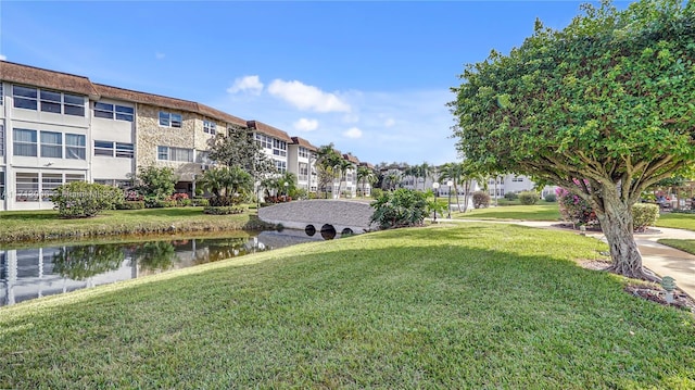 view of yard with a water view