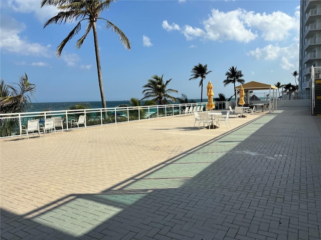 view of property's community featuring a water view