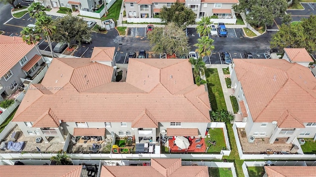 birds eye view of property featuring a residential view