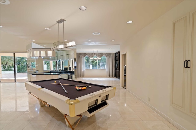 playroom featuring billiards