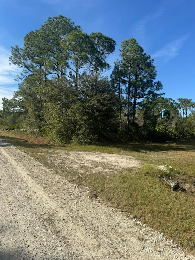 Listing photo 3 for 2001 Panama Ave, Clewiston FL 33440