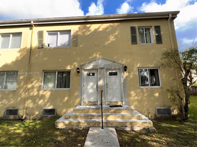 view of front facade