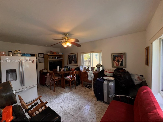 living room featuring ceiling fan