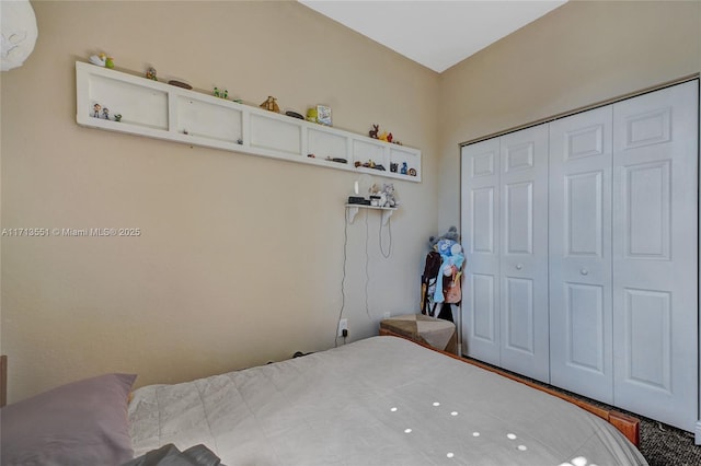 bedroom with a closet