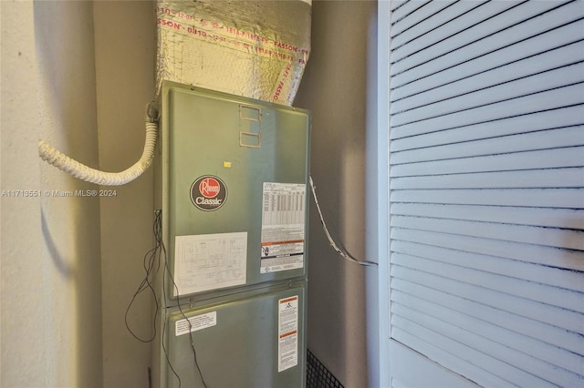 utility room with heating unit