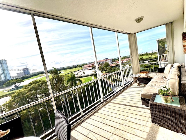 view of sunroom / solarium