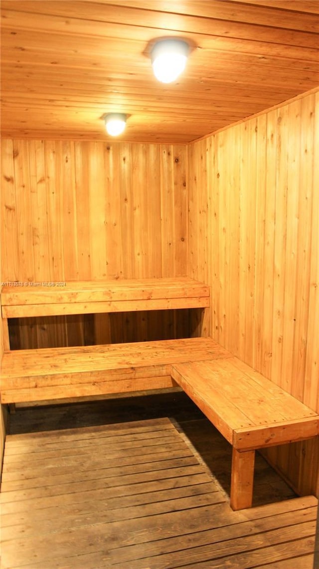 view of sauna / steam room