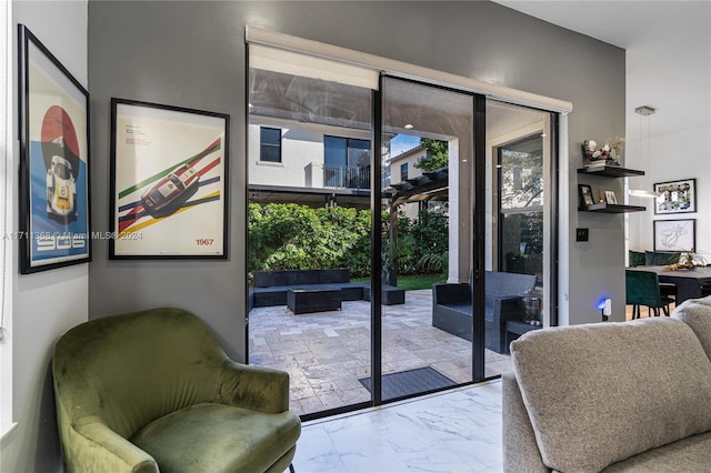 entryway featuring a healthy amount of sunlight