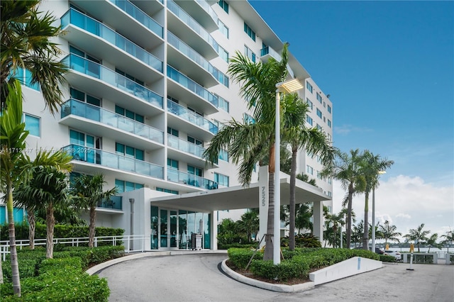 7501 E Treasure Dr Unit 1K, North Bay Village, FL 33141 - photo 24
