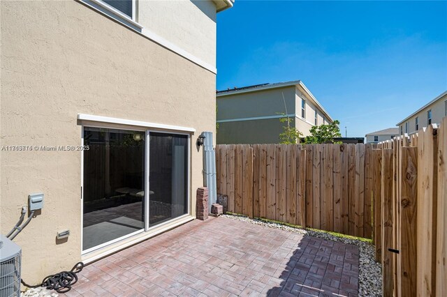 495 NE 5th Ln, Florida City, FL 33034 - view of patio