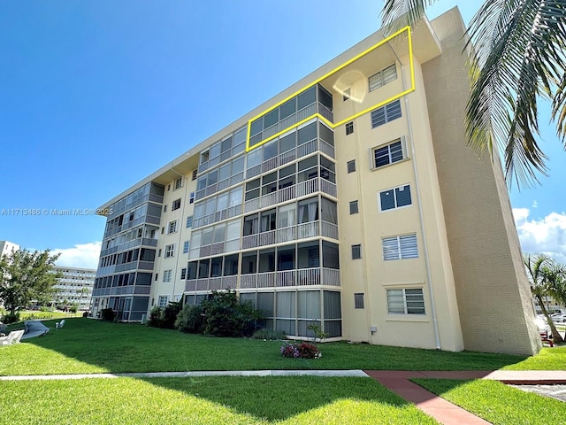 view of building exterior