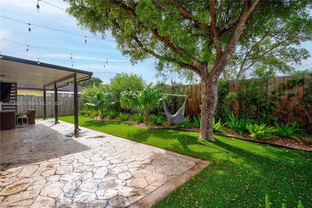 view of yard with a patio