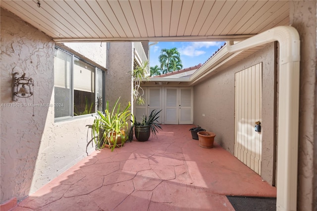 1709 Saint Andrews Rd, Hollywood, FL 33021 - view of patio / terrace