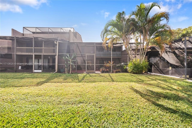 1709 Saint Andrews Rd, Hollywood, FL 33021 - view of green lawn
