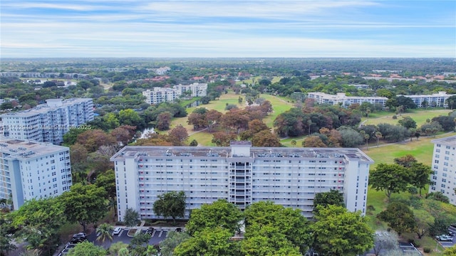 view of urban area featuring apartment complex / building