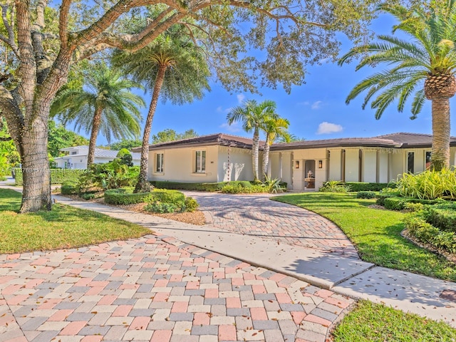 view of front of house