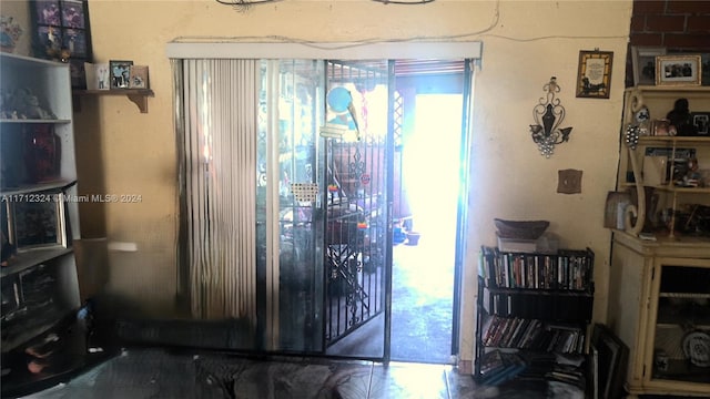 8190 NW 14th Ct, Miami, FL 33147 - photo 32