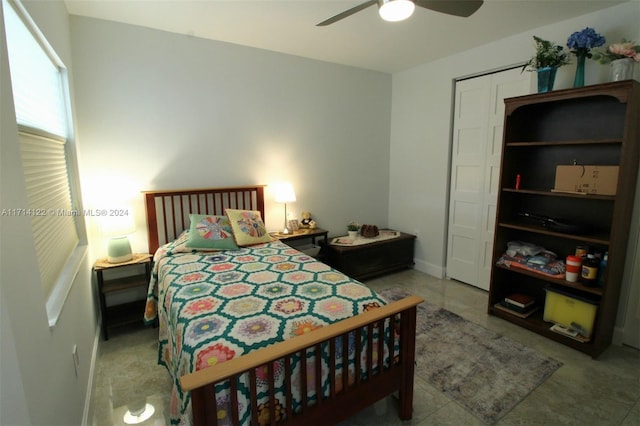 bedroom with ceiling fan