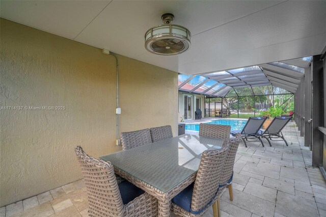 821 E Cypress Pointe Dr E, Pembroke Pines, FL 33027 - view of patio featuring glass enclosure, an outdoor pool, and outdoor dining area