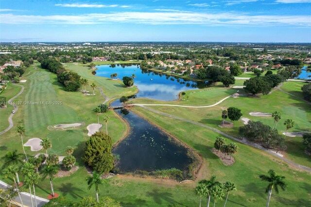 821 E Cypress Pointe Dr E, Pembroke Pines, FL 33027 - view of property location featuring a large body of water and a golf club