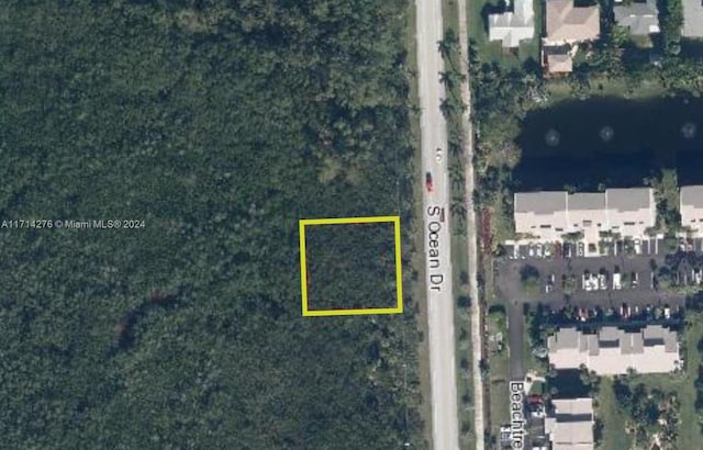 Listing photo 3 for 0 S Ocean Dr, Fort Pierce FL 34950