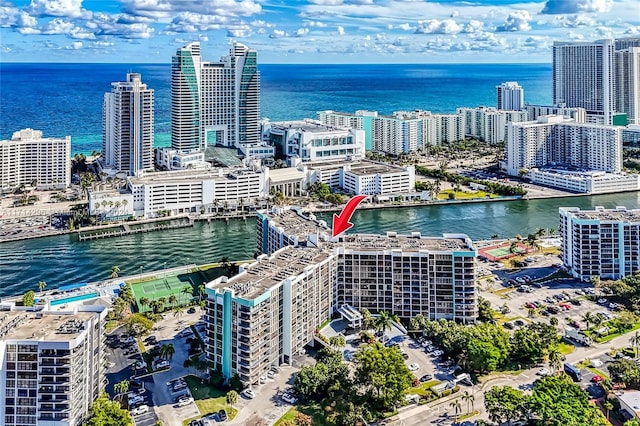 bird's eye view featuring a water view