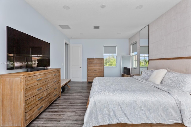 10410 Ranchette Dr, Cooper City, FL 33328 - bedroom with dark wood-style flooring