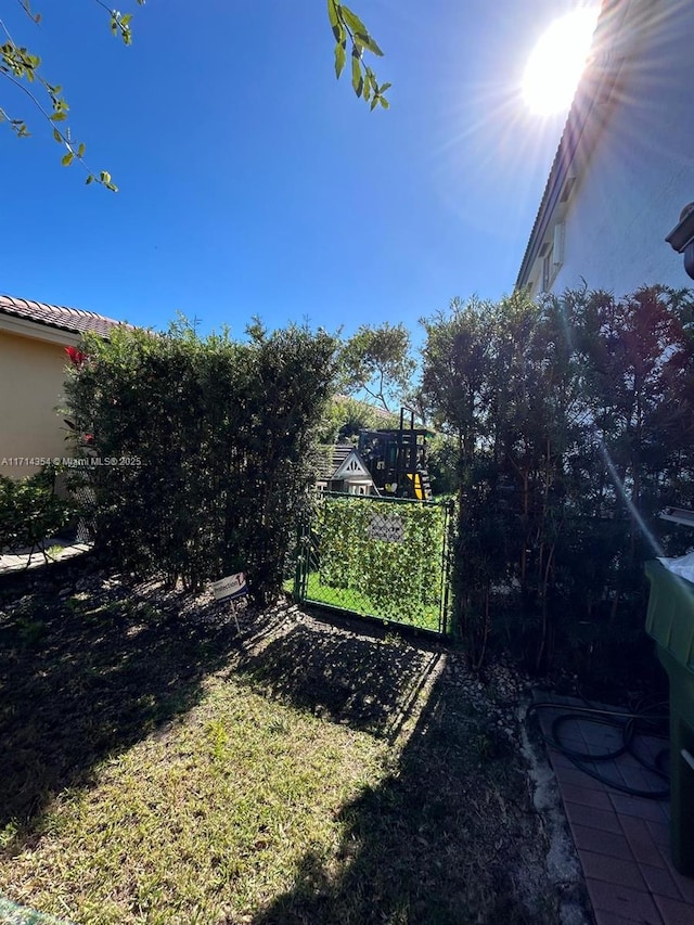 view of yard featuring fence