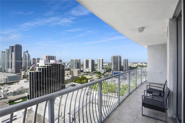 1750 N Bayshore Dr Unit 3210, Miami, FL 33132 - balcony with a skyline view