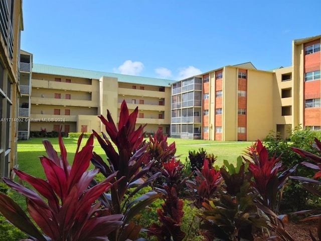 3700 NW 21st St Unit 409, Lauderdale Lakes, FL 33311 - photo 12