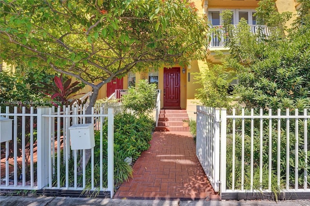 view of property entrance