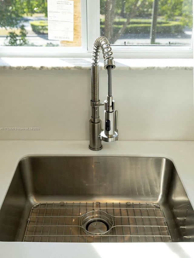 details with sink