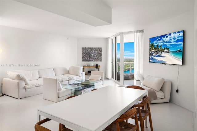 4779 Collins Ave Unit 3108, Miami Beach, FL 33140 - view of living room