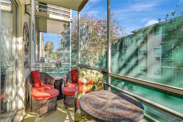 view of sunroom / solarium