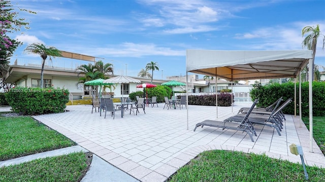 16750 NE 14th Ave Unit 212, Miami, FL 33162 - view of patio