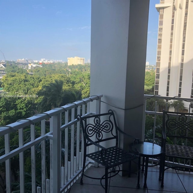 2000 Towerside Ter Unit 905, Miami, FL 33138 - view of balcony