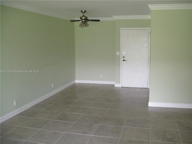 empty room featuring light tile patterned floors, ceiling fan, and ornamental molding