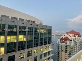 1200 Brickell Bay Dr Unit 4214, Miami, FL 33131 - photo 32