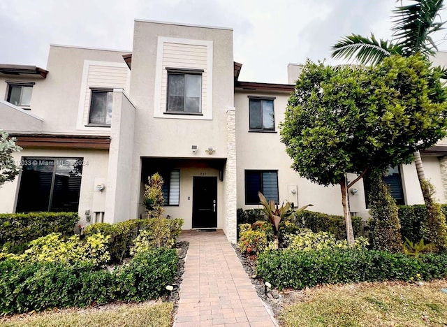 view of townhome / multi-family property