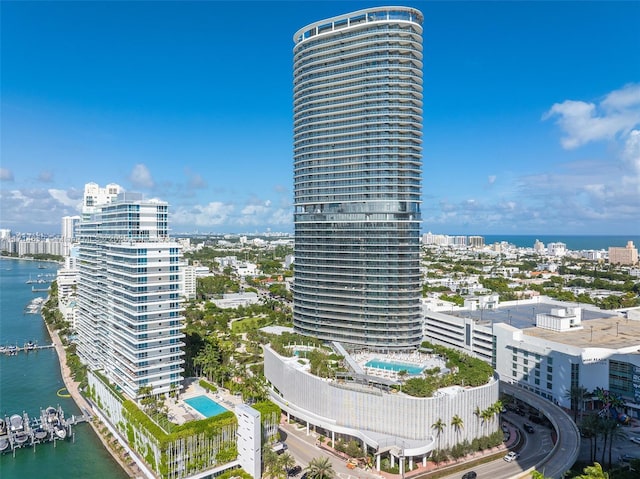 bird's eye view featuring a water view