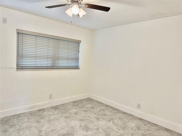 empty room with ceiling fan