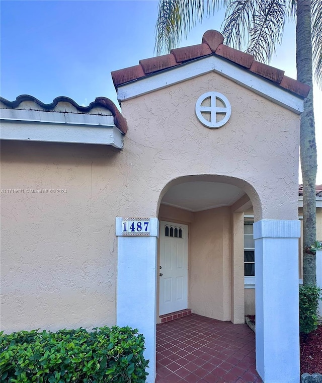 view of doorway to property