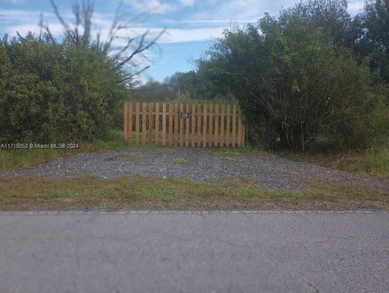635 N Quebrada, Clewiston, FL 33440